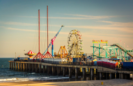 A pier with a ferris wheel in Atlantic City.